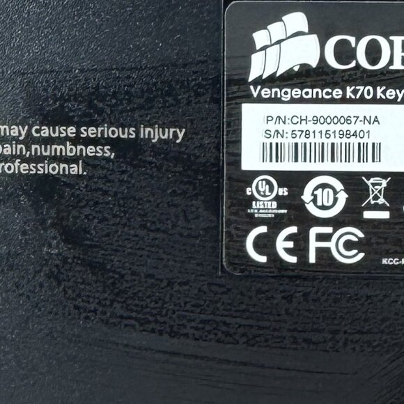 Corsair Vengeance K70 Mechanical Gaming Keyboard Cherry MX Brown - Picture 5 of 6